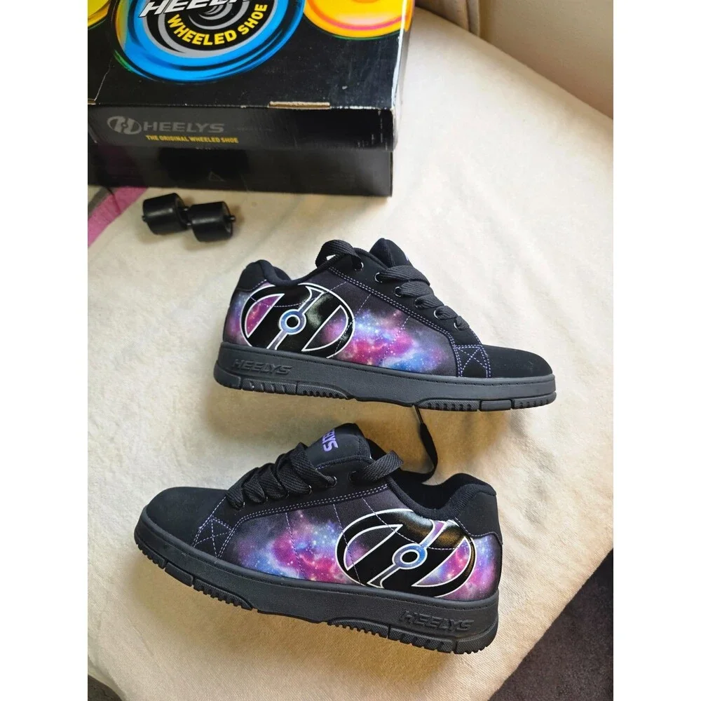 HEELYS Kolect Prints (Little Kid/Big Kid/Adult) Size 11 Men, 12 Woman - Picture 1 of 8